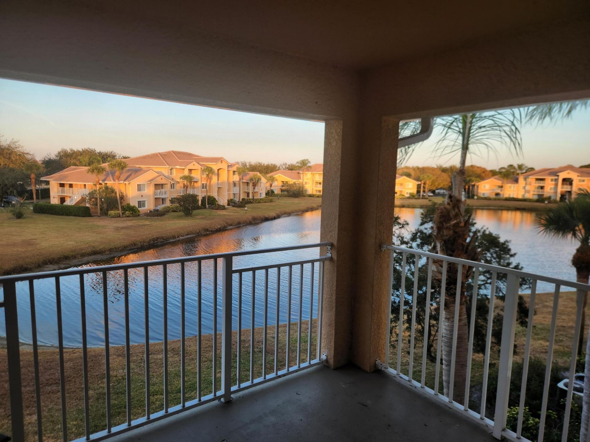 241 SW Palm Drive, Unit 306, Port Saint Lucie, FL 34986 Photo