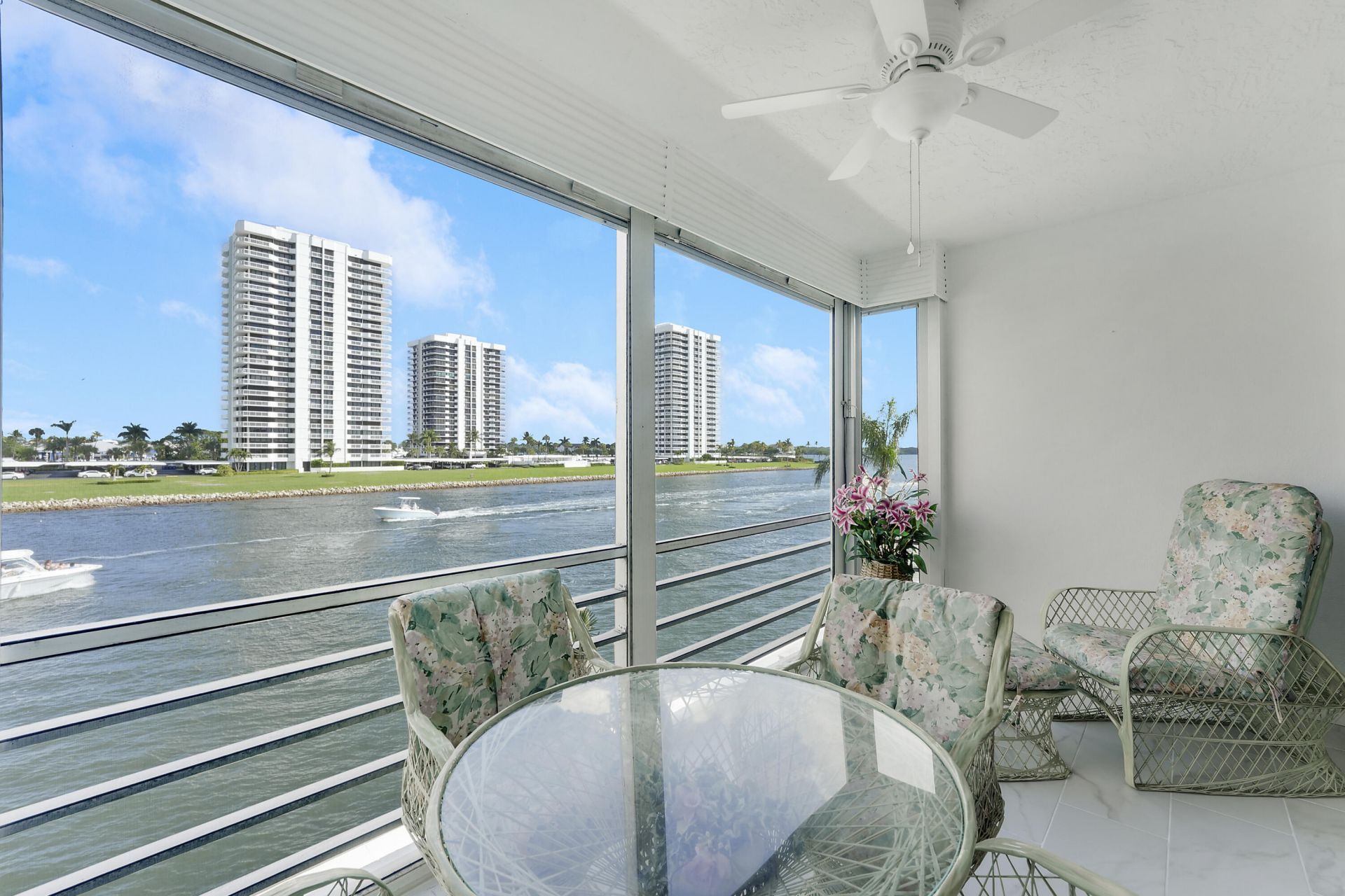 20 Yacht Club Drive, Unit 312, North Palm Beach, FL 33408 Photo