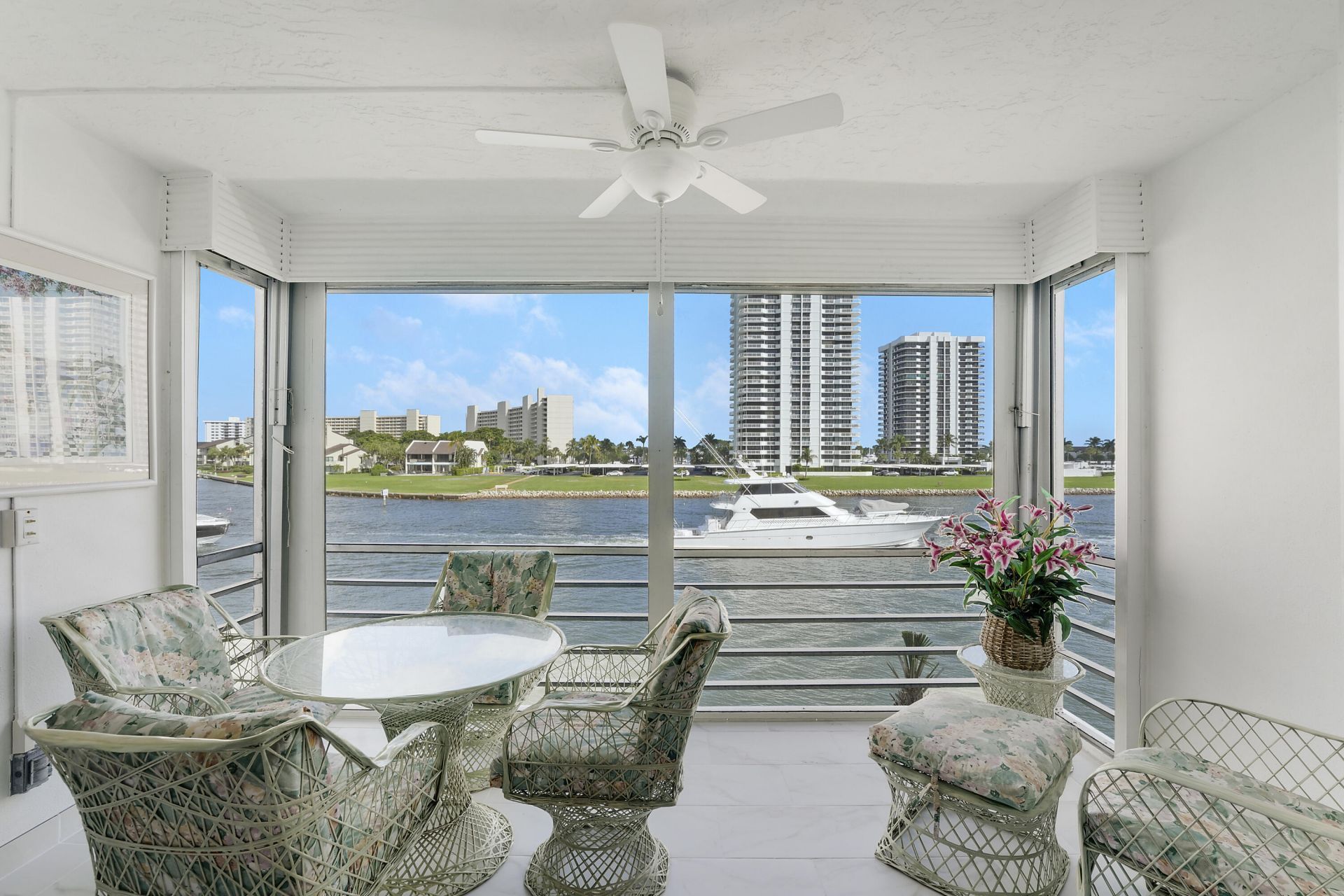 20 Yacht Club Drive, Unit 312, North Palm Beach, FL 33408 Photo