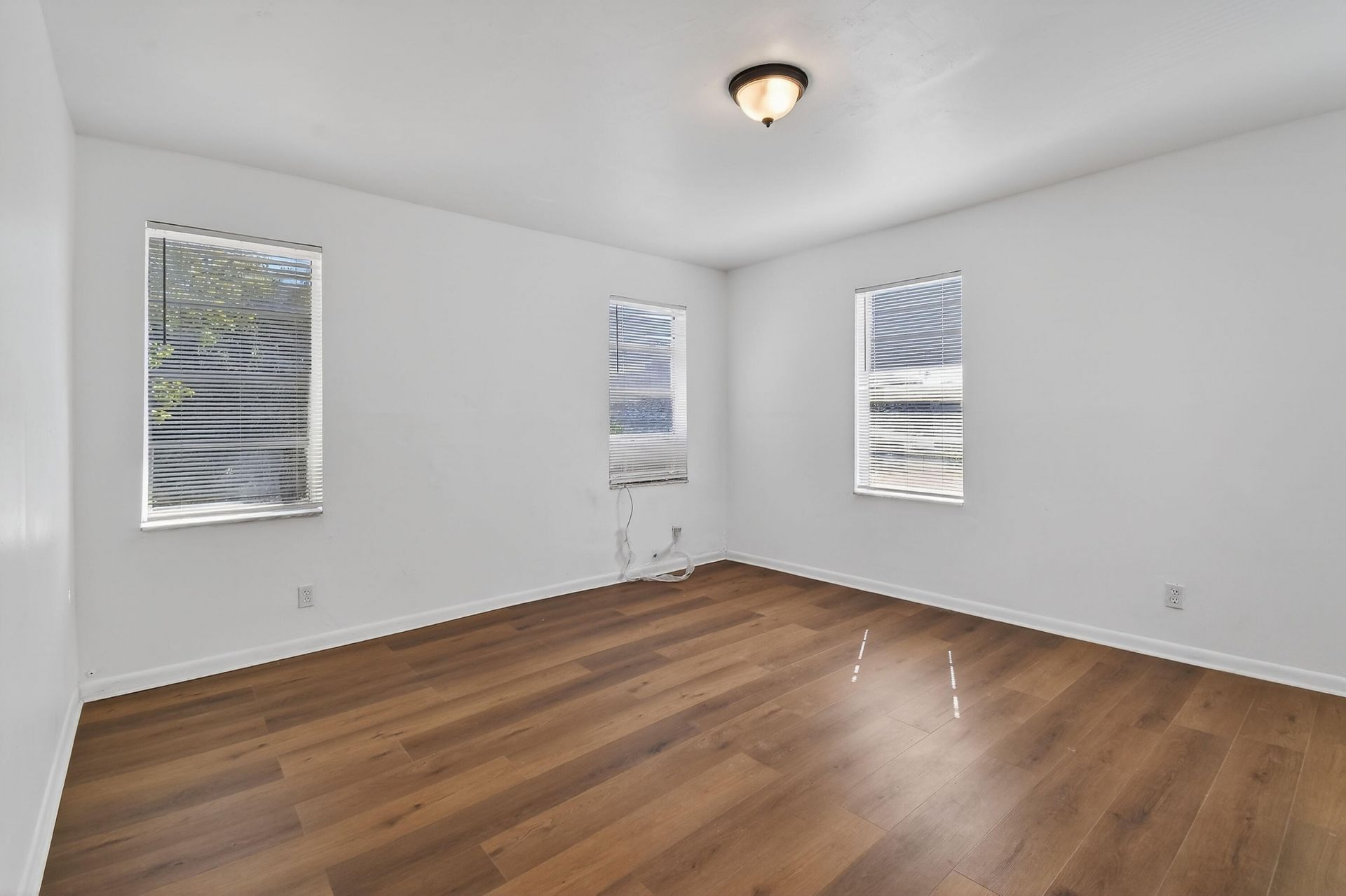 635 6th Street, West Palm Beach, FL 33401 Photo