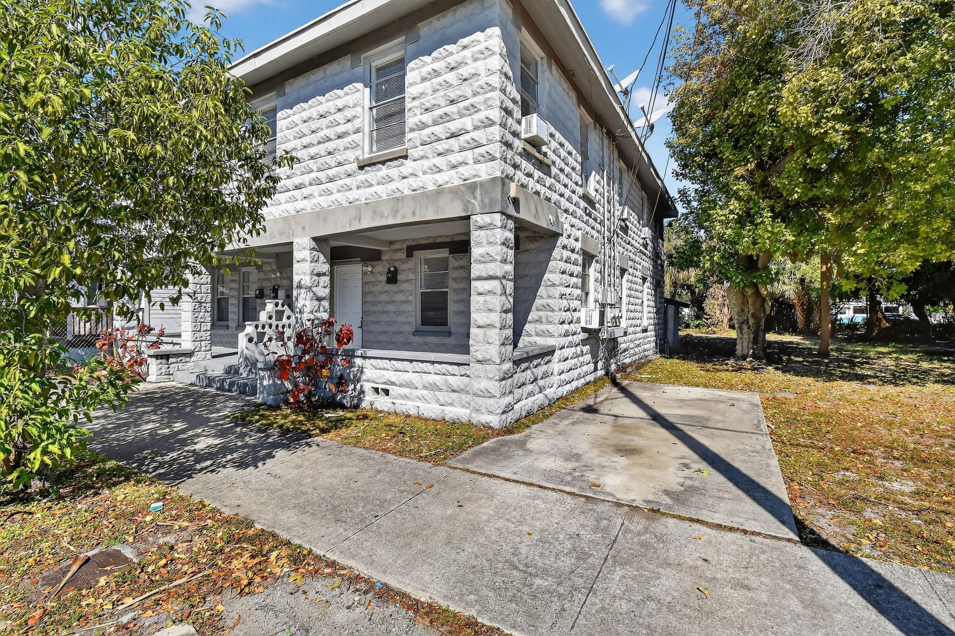 635 6th Street, West Palm Beach, FL 33401 Photo