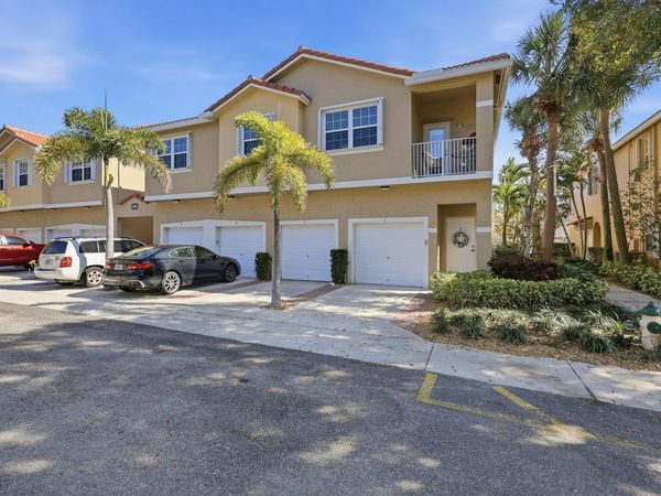 114 Lighthouse Cir, J, Tequesta, FL 33469