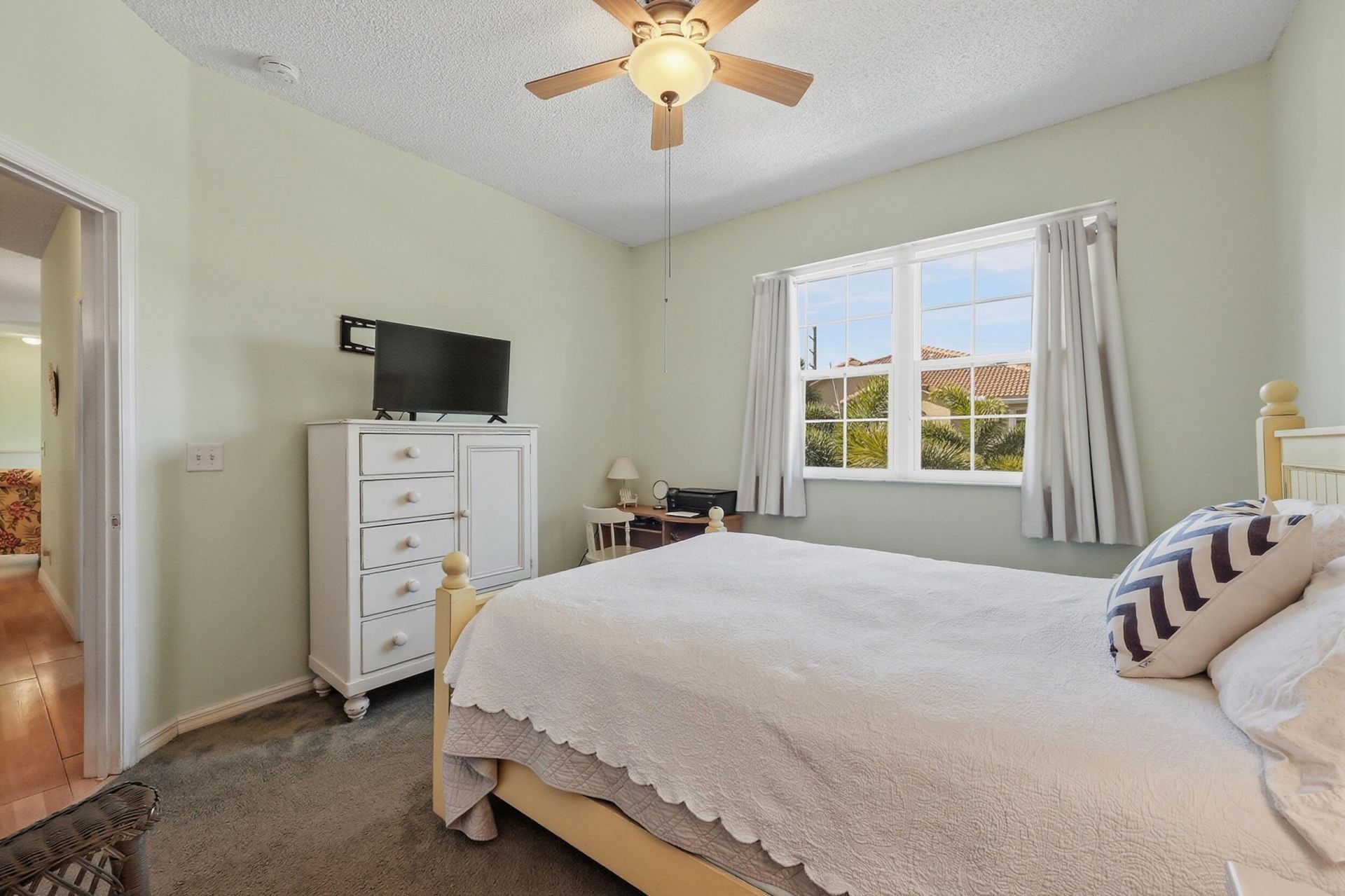 114 Lighthouse Cir, J, Tequesta, FL 33469 Photo