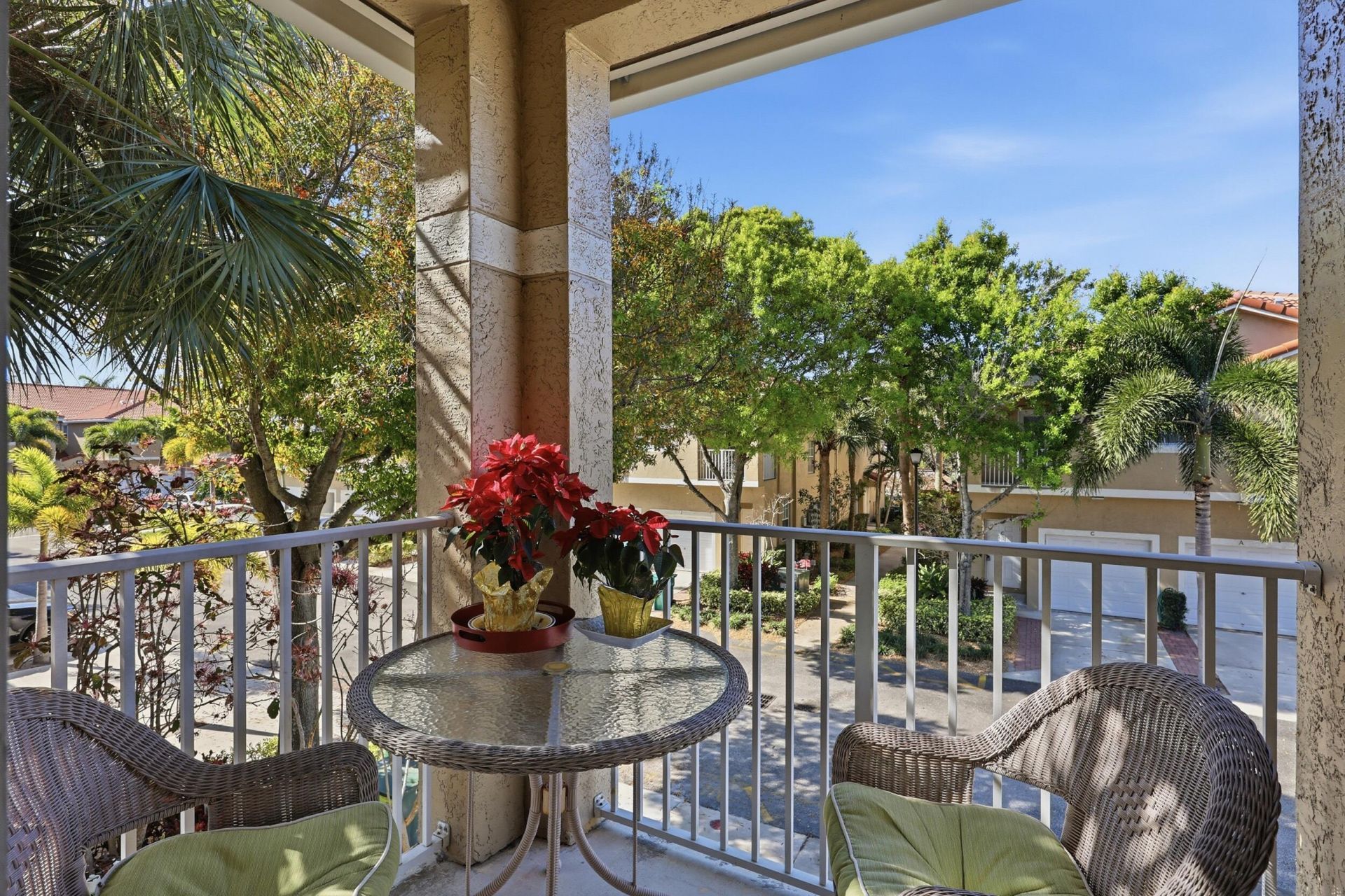 114 Lighthouse Cir, J, Tequesta, FL 33469 Photo