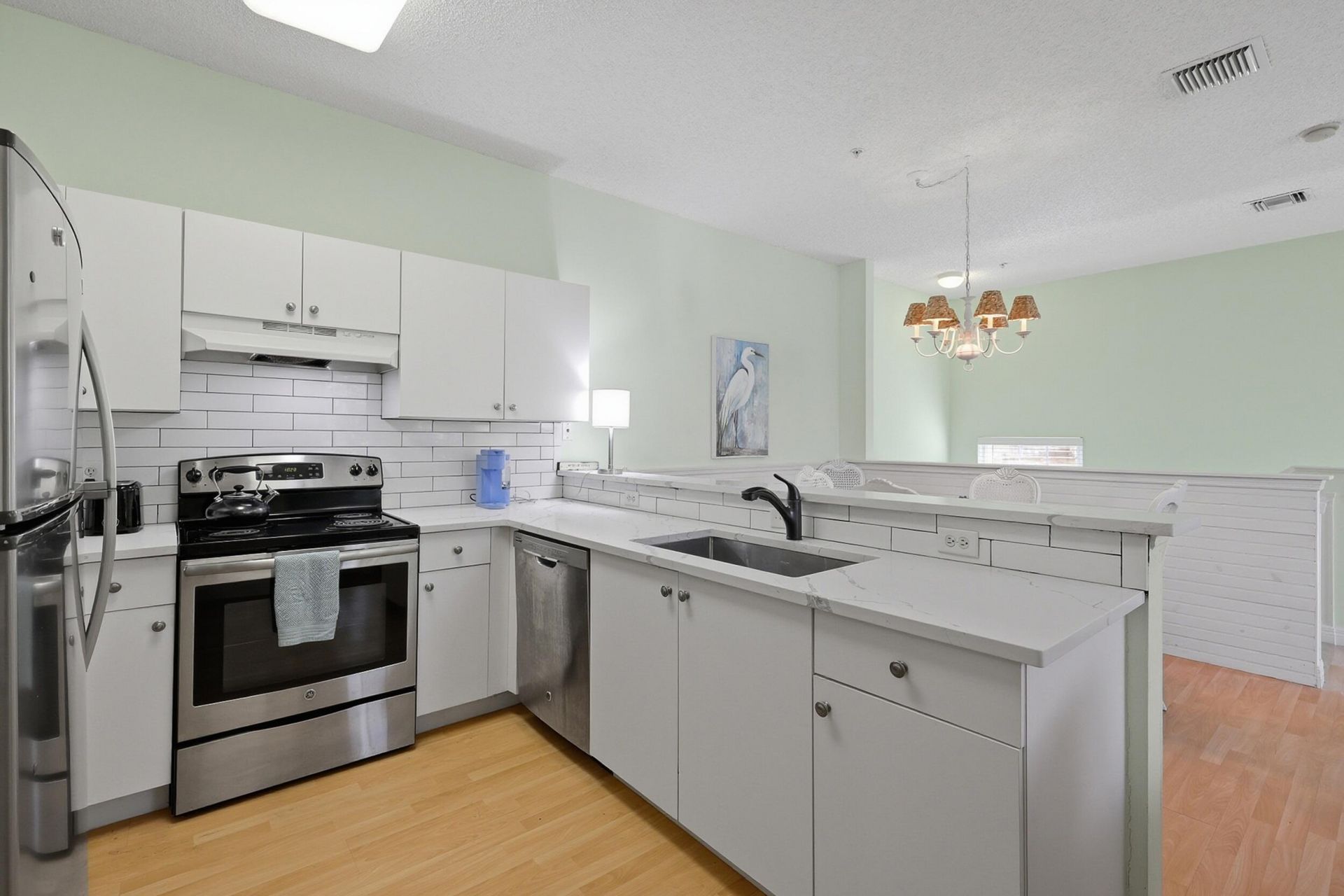 114 Lighthouse Cir, J, Tequesta, FL 33469 Photo