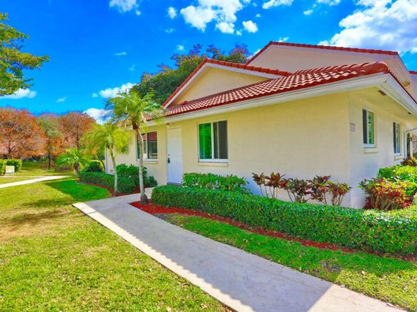 6459 Boca Circle, Boca Raton, FL 33433