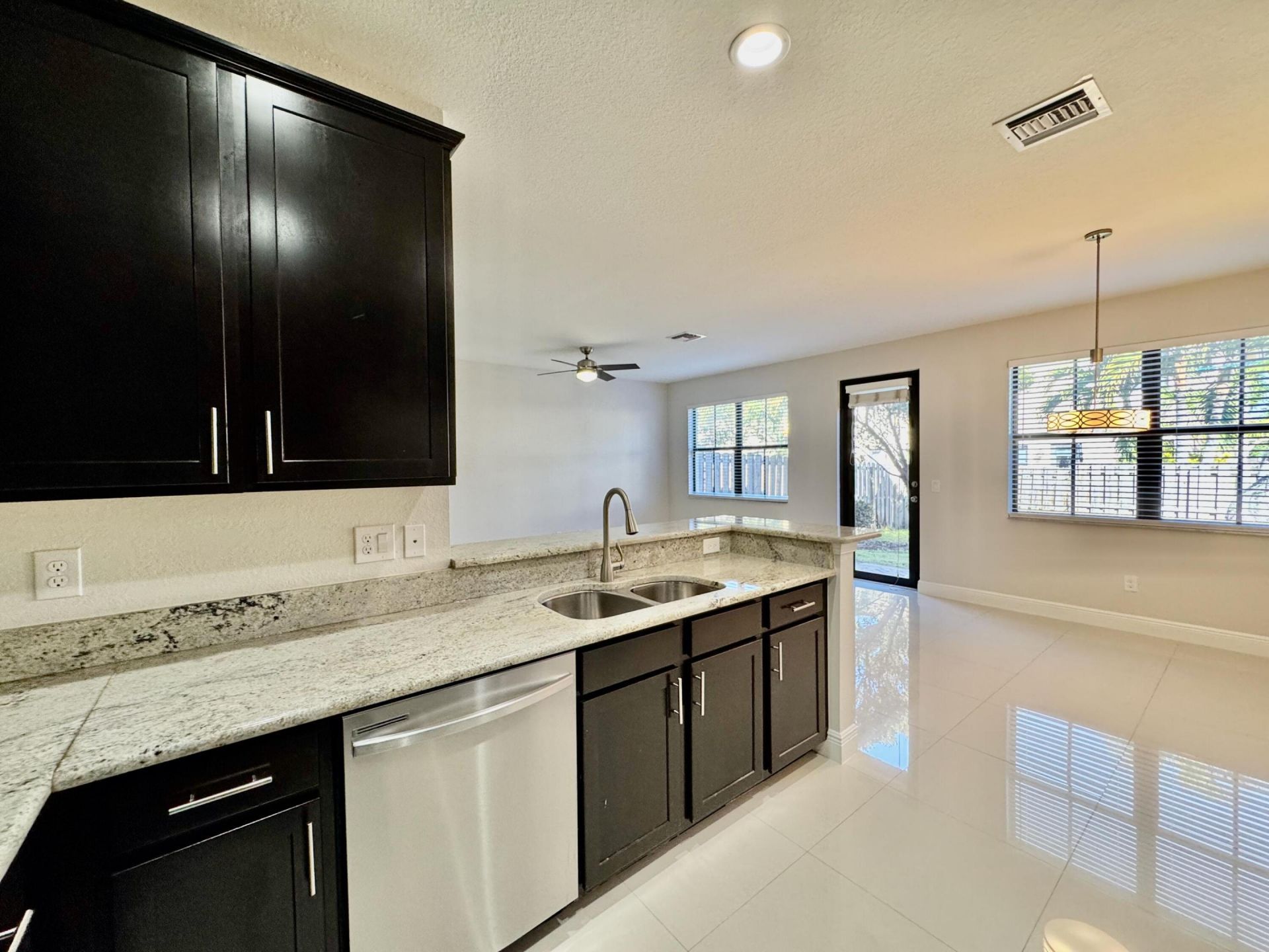 9623 Town Parc Circle S, Parkland, FL 33076 Photo