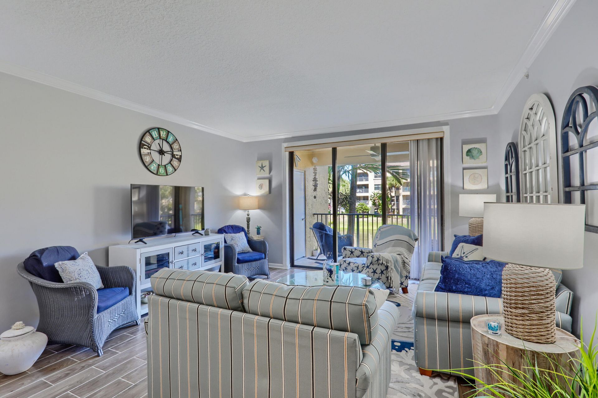 400 Uno Lago Drive, Unit 204, Juno Beach, FL 33408 Photo