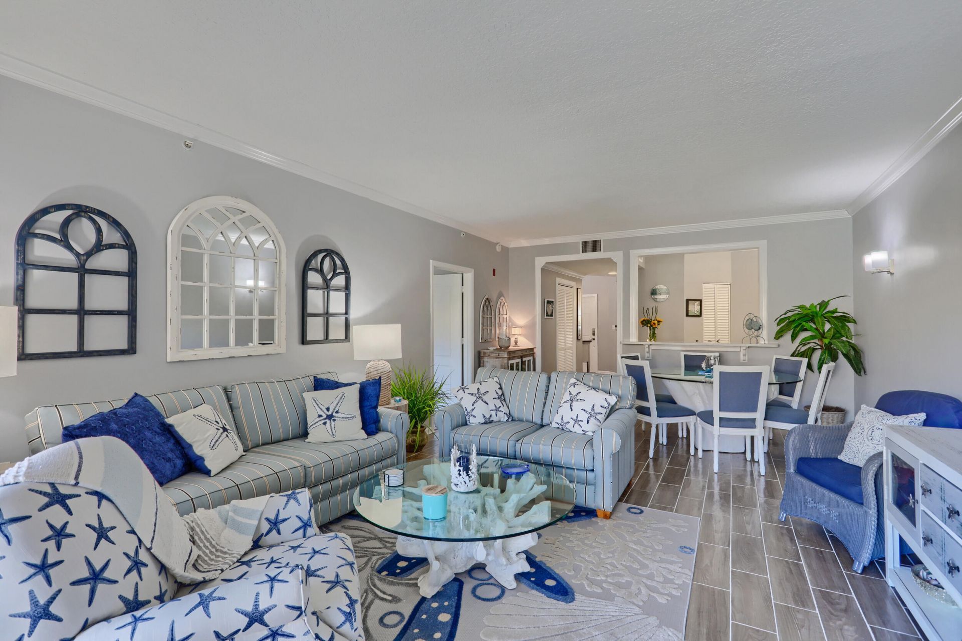 400 Uno Lago Drive, Unit 204, Juno Beach, FL 33408 Photo