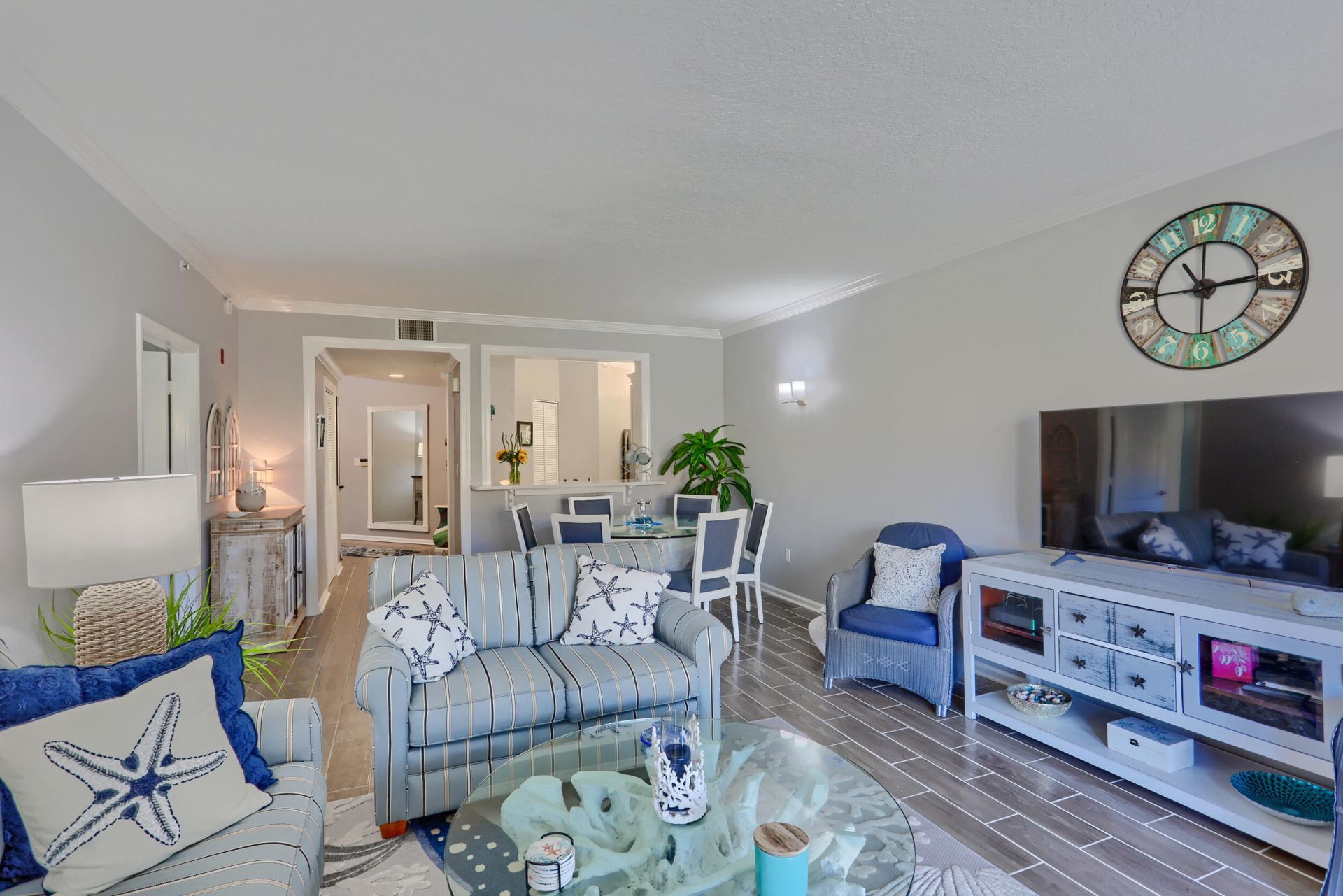 400 Uno Lago Drive, Unit 204, Juno Beach, FL 33408 Photo