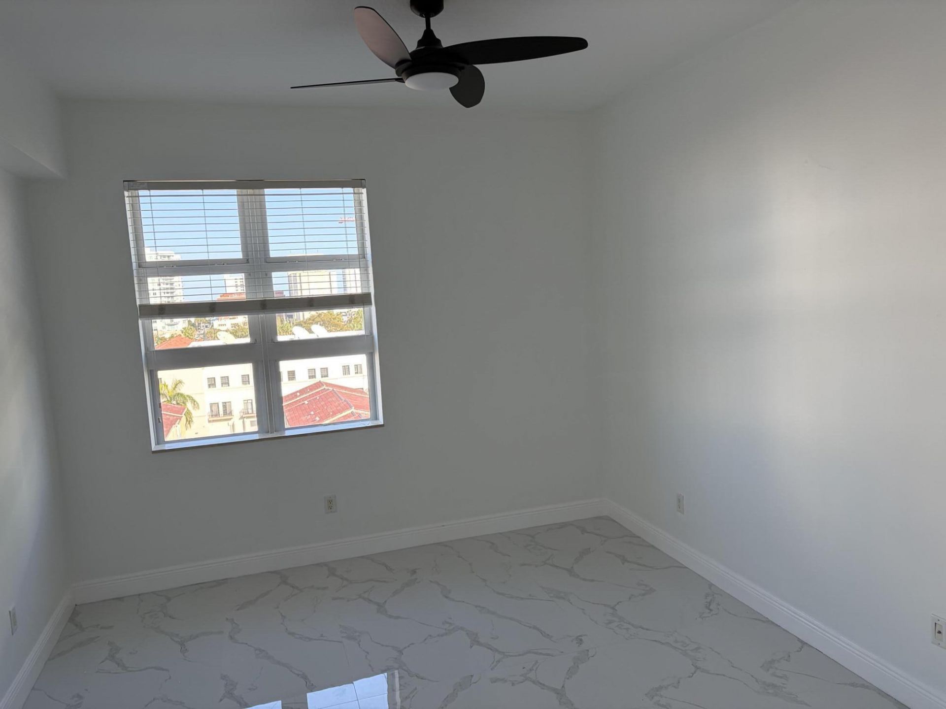 403 S Sapodilla Avenue, Unit Ph 1-7, West Palm Beach, FL 33401 Photo