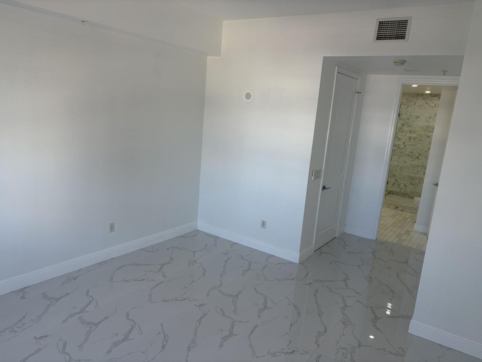 403 S Sapodilla Avenue, Unit Ph 1-7, West Palm Beach, FL 33401 Photo