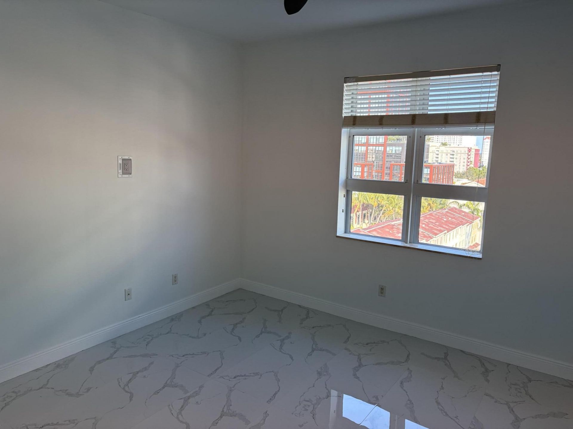 403 S Sapodilla Avenue, Unit Ph 1-7, West Palm Beach, FL 33401 Photo