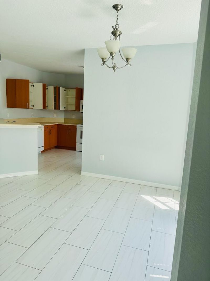 114 SW Peacock Boulevard, Unit 8-103, Port Saint Lucie, FL 34986 Photo
