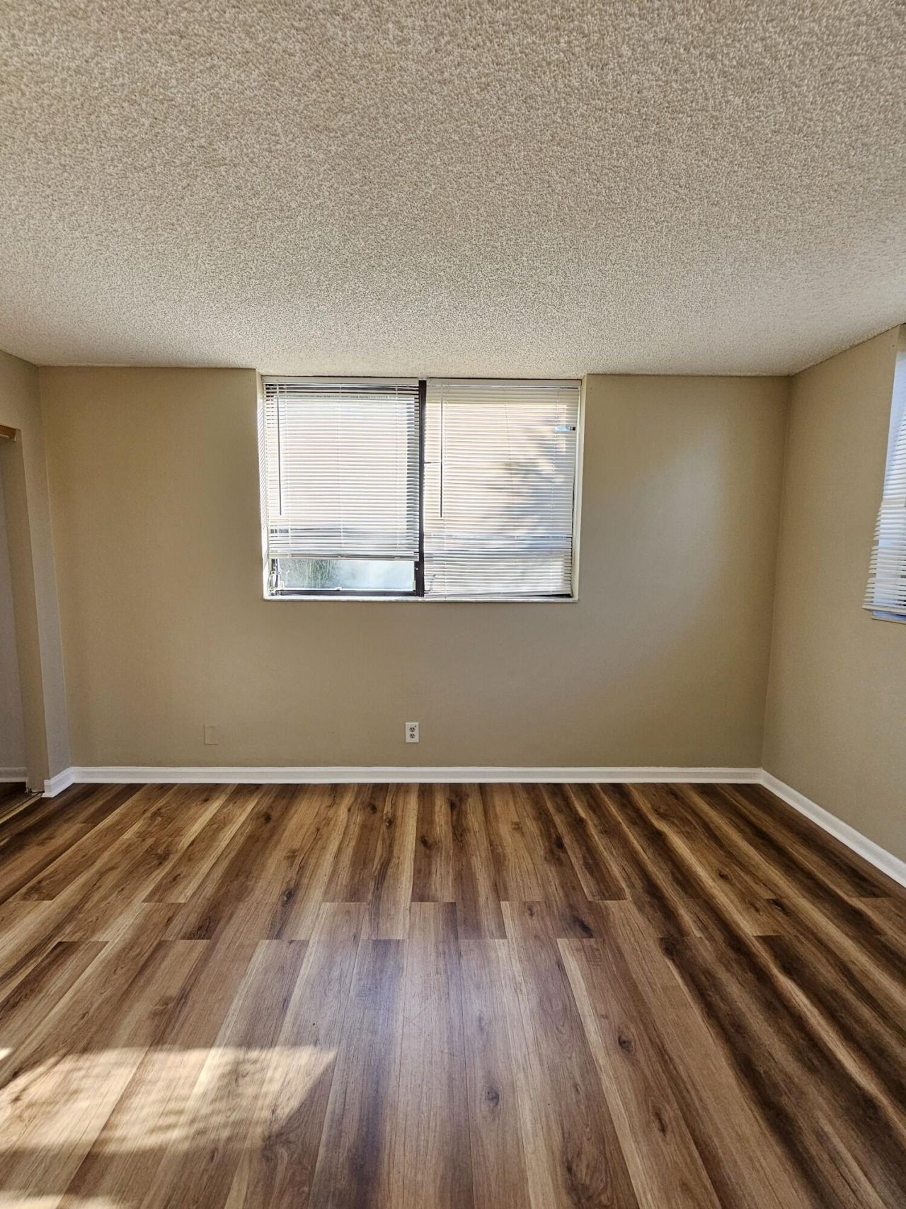 1950 N Congress Avenue, Unit 207, West Palm Beach, FL 33401 Photo