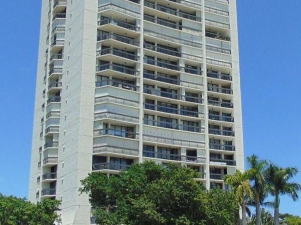 2000 Presidential Way, Unit 306, West Palm Beach, FL 33401