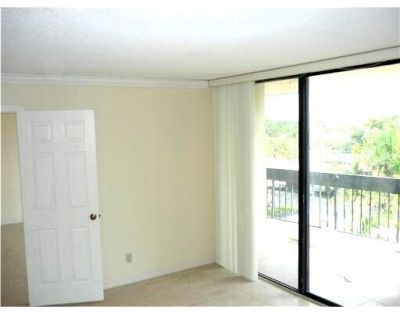 2000 Presidential Way, Unit 306, West Palm Beach, FL 33401 Photo