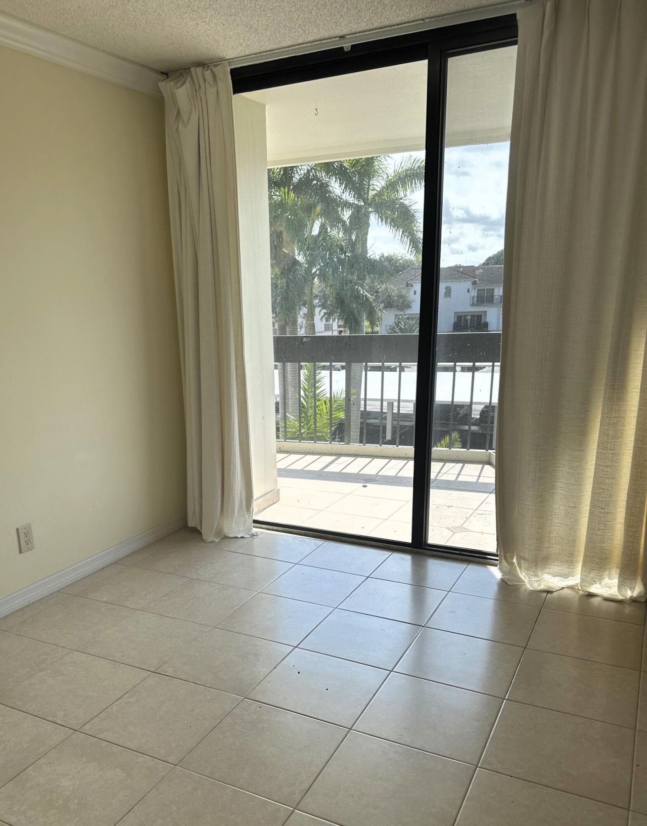 2000 Presidential Way, Unit 306, West Palm Beach, FL 33401 Photo