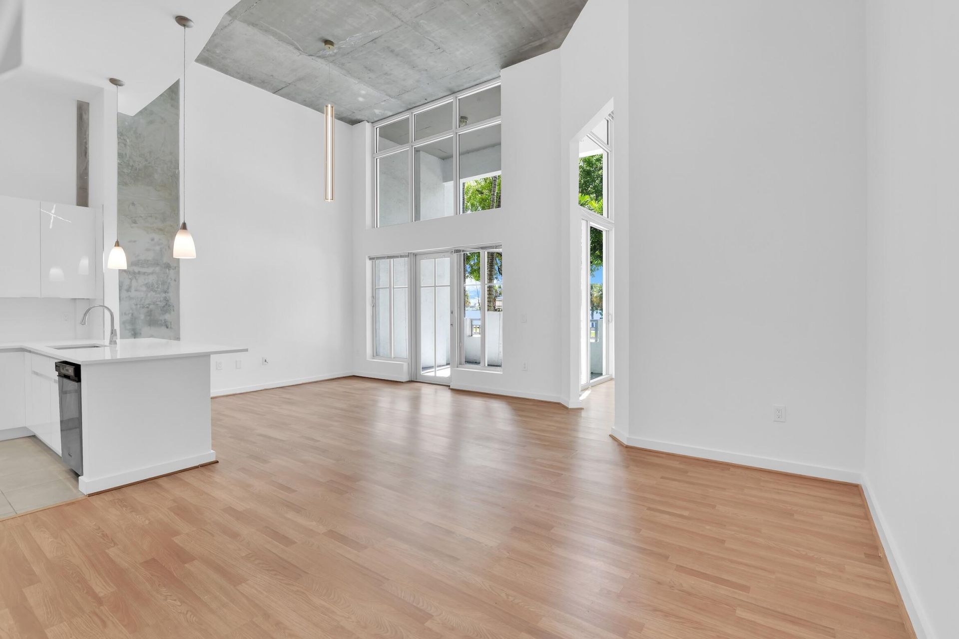 300 S Australian Avenue, Unit 125, West Palm Beach, FL 33401 Photo