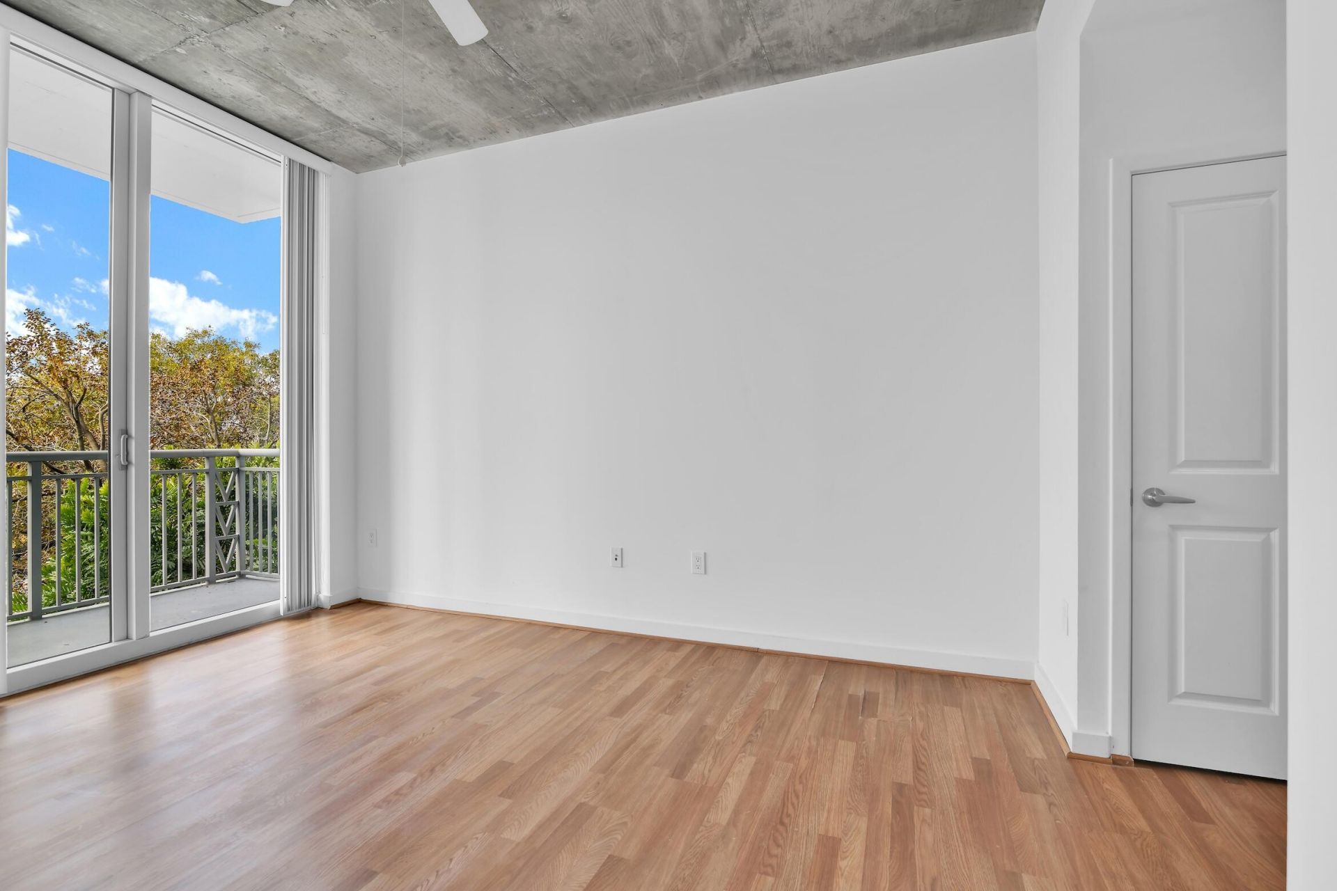 300 S Australian Avenue, Unit 125, West Palm Beach, FL 33401 Photo