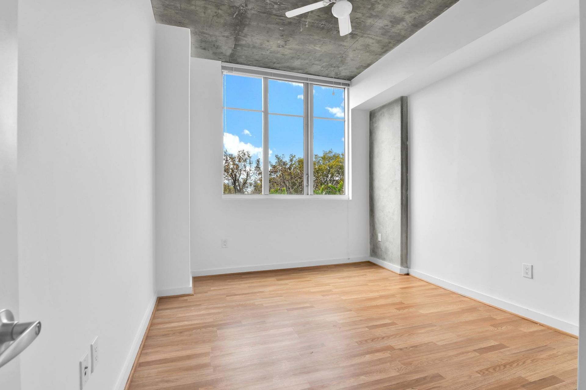 300 S Australian Avenue, Unit 125, West Palm Beach, FL 33401 Photo