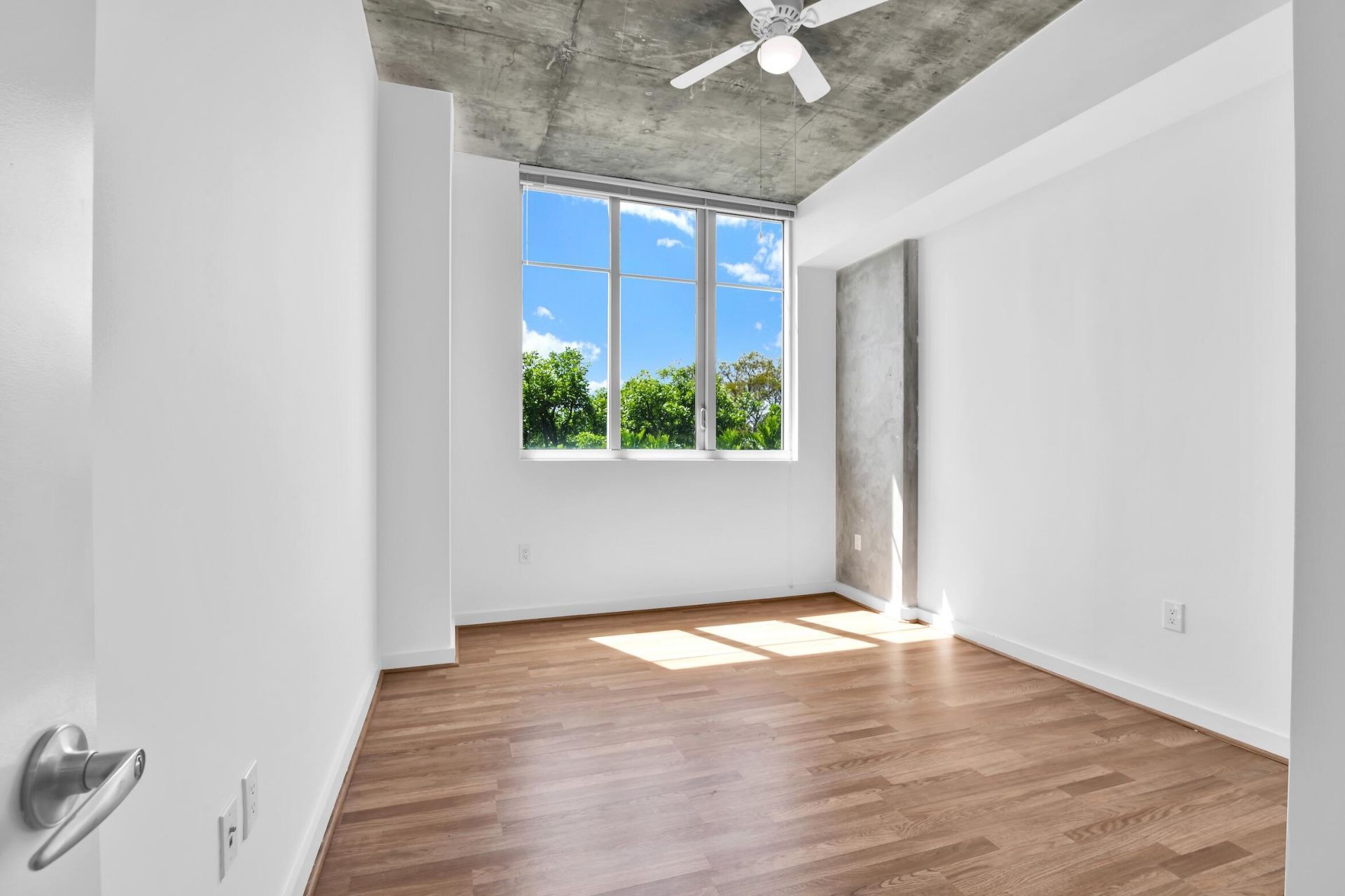 300 S Australian Avenue, Unit 125, West Palm Beach, FL 33401 Photo