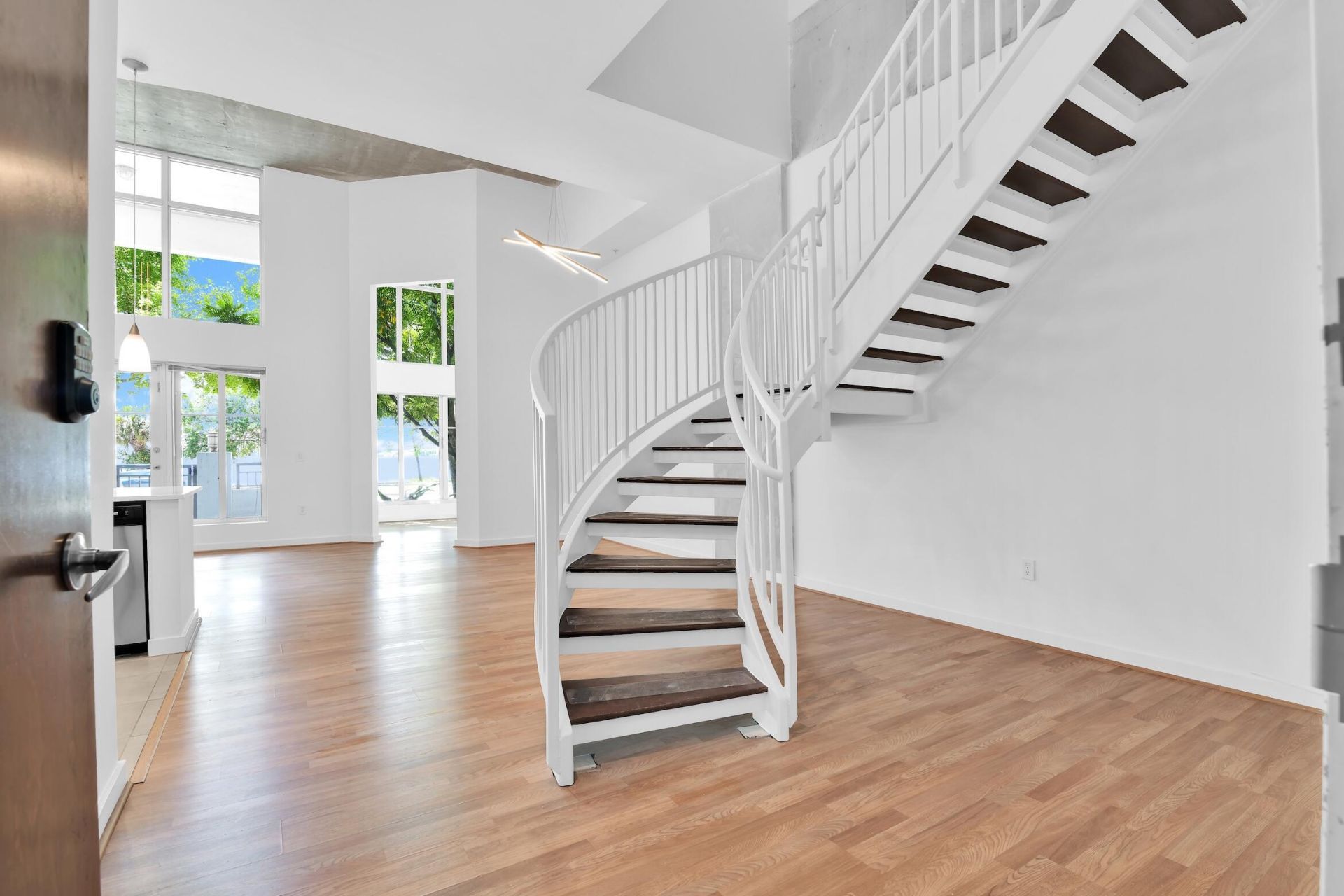 300 S Australian Avenue, Unit 125, West Palm Beach, FL 33401 Photo