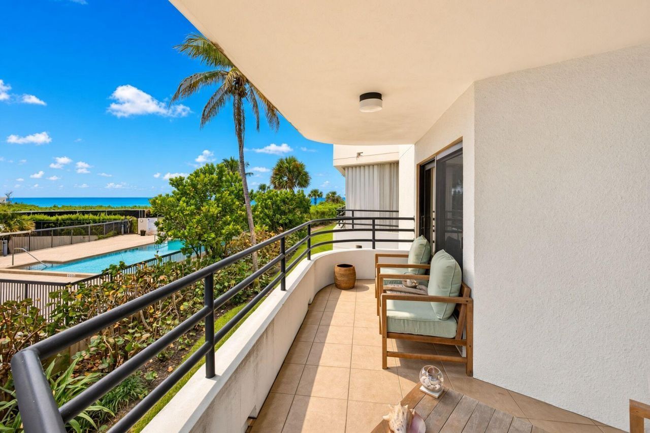 420 Celestial Way, Unit 202, Juno Beach, FL 33408 Photo