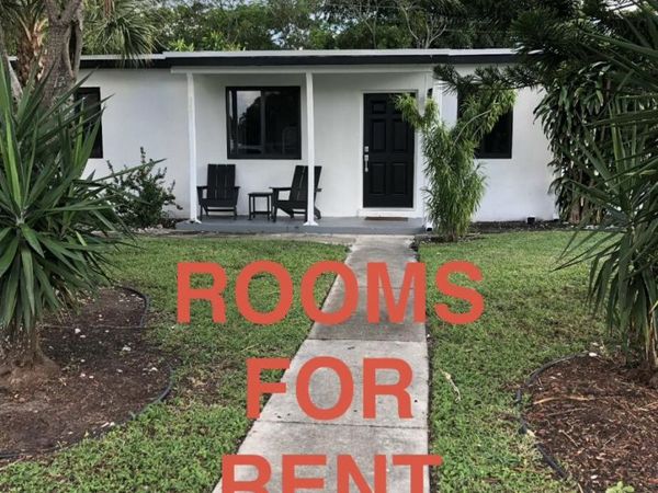 1816 NE 49th Street, Pompano Beach, FL 33064