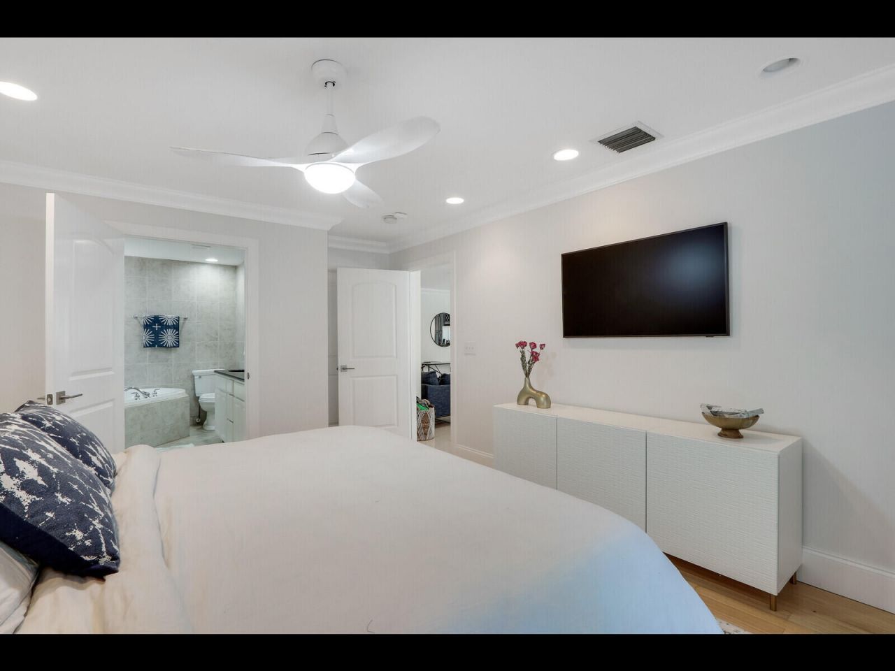 96 S Sewalls Point Road, Sewalls Point, FL 34996 Photo