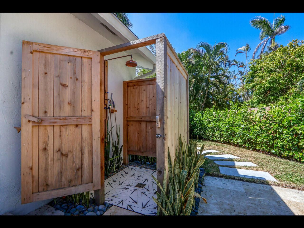 96 S Sewalls Point Road, Sewalls Point, FL 34996 Photo