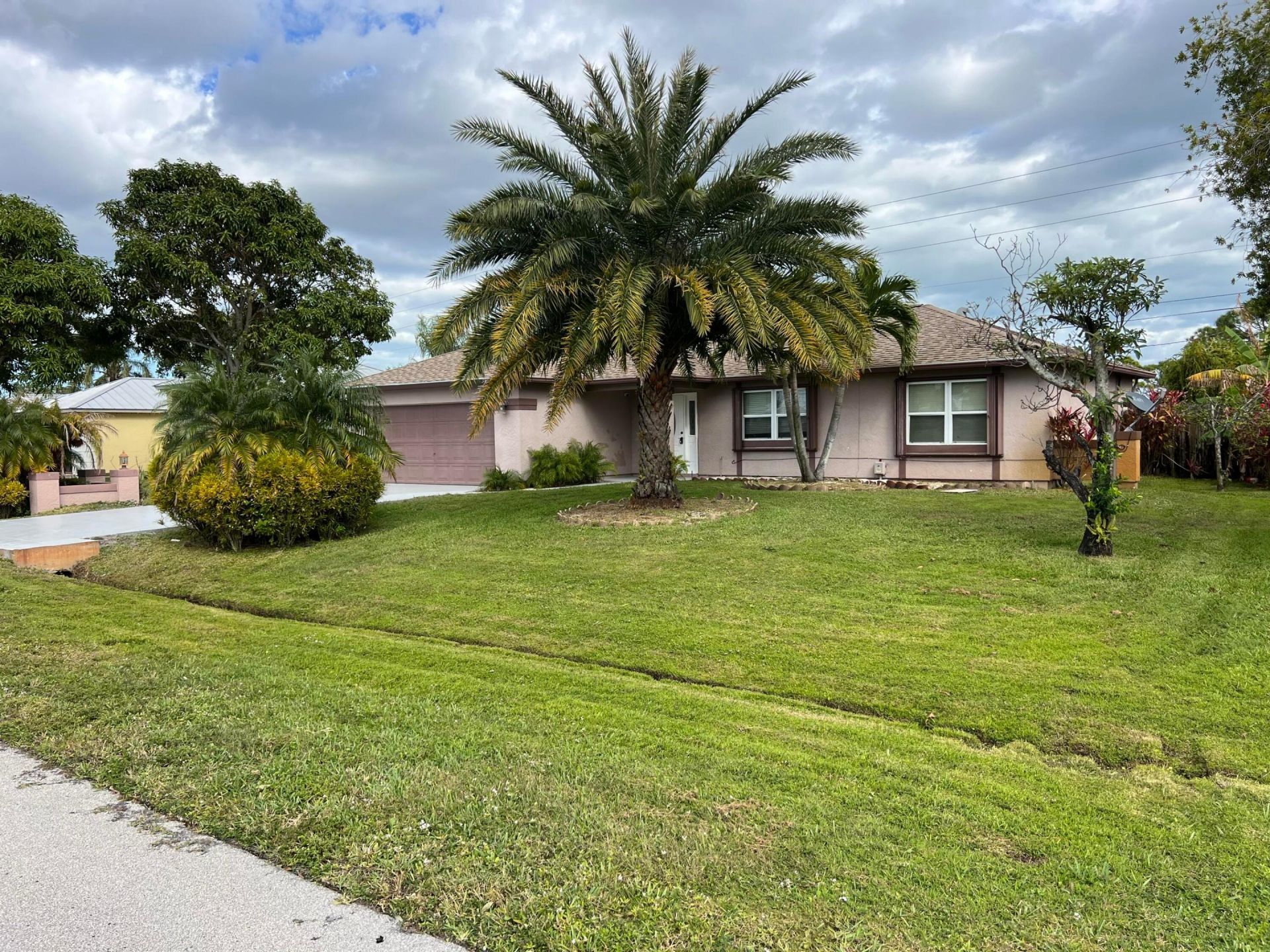 1561 SE Appamattox Terrace, Port Saint Lucie, FL 34952 Main Photo
