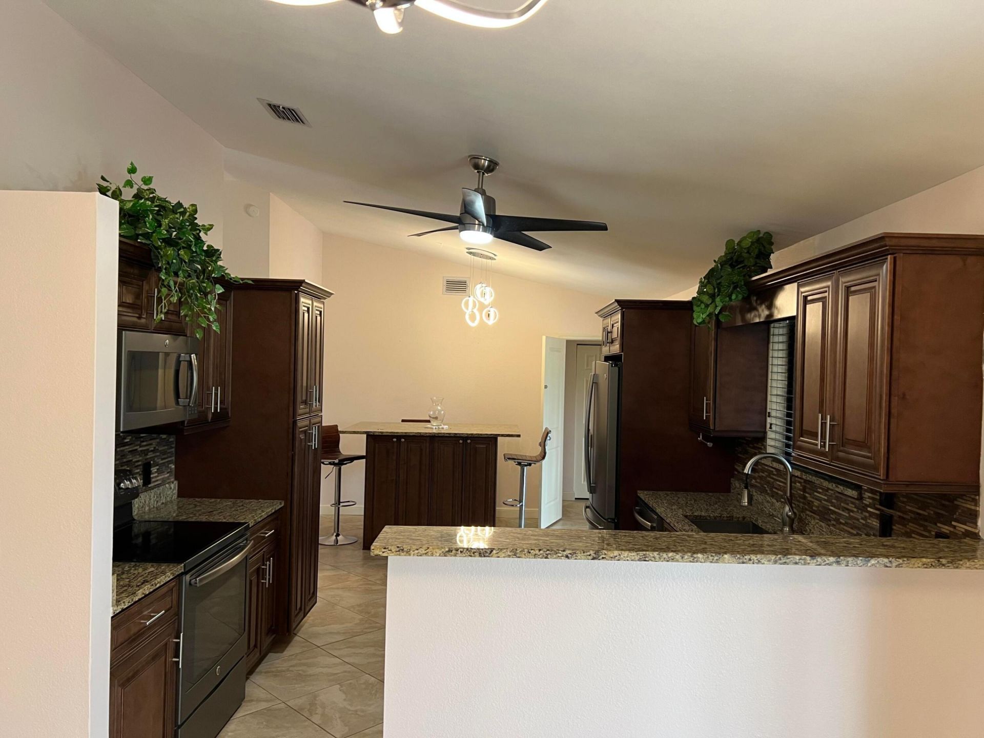 1561 SE Appamattox Terrace, Port Saint Lucie, FL 34952 Photo