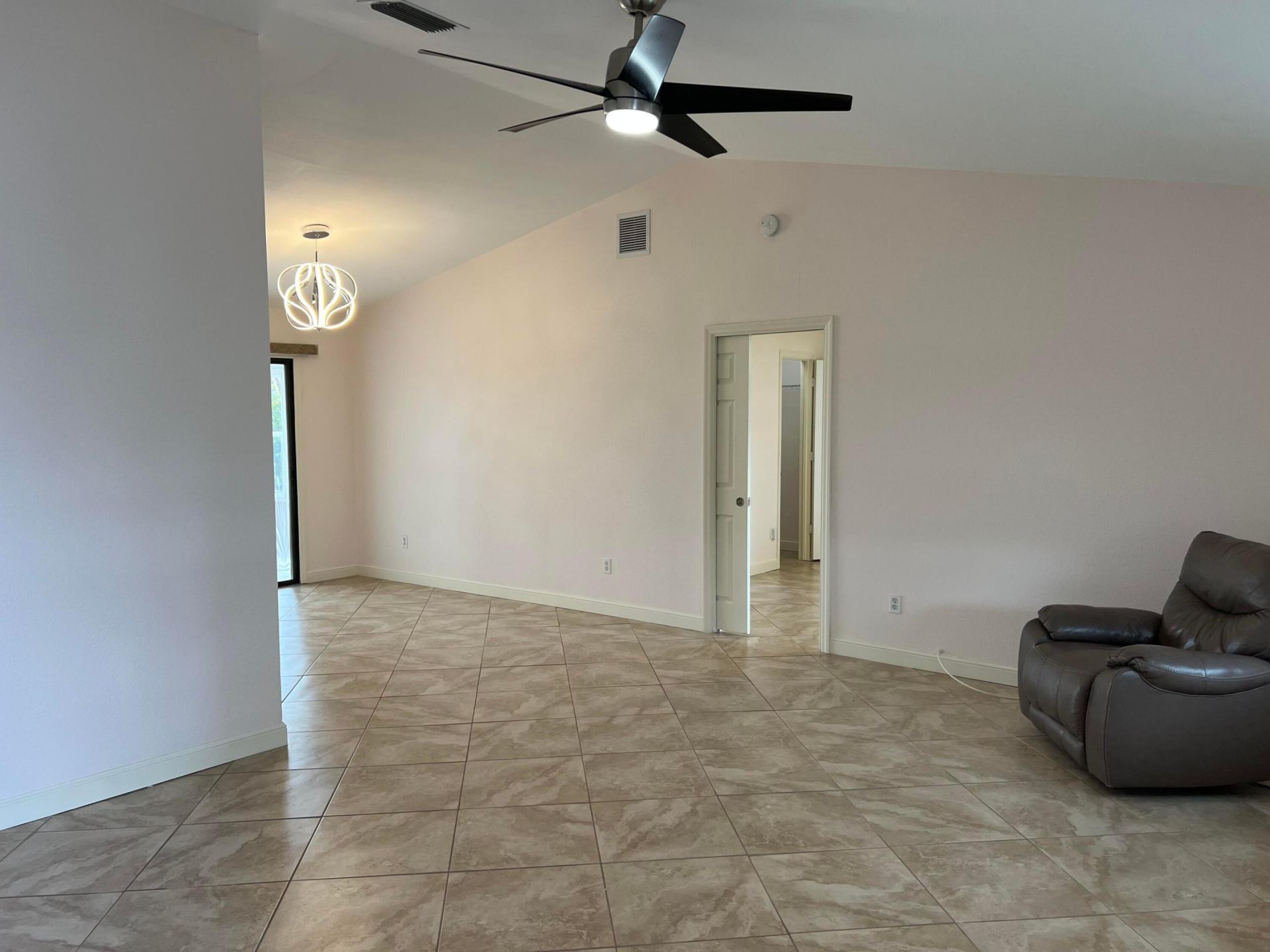 1561 SE Appamattox Terrace, Port Saint Lucie, FL 34952 Photo
