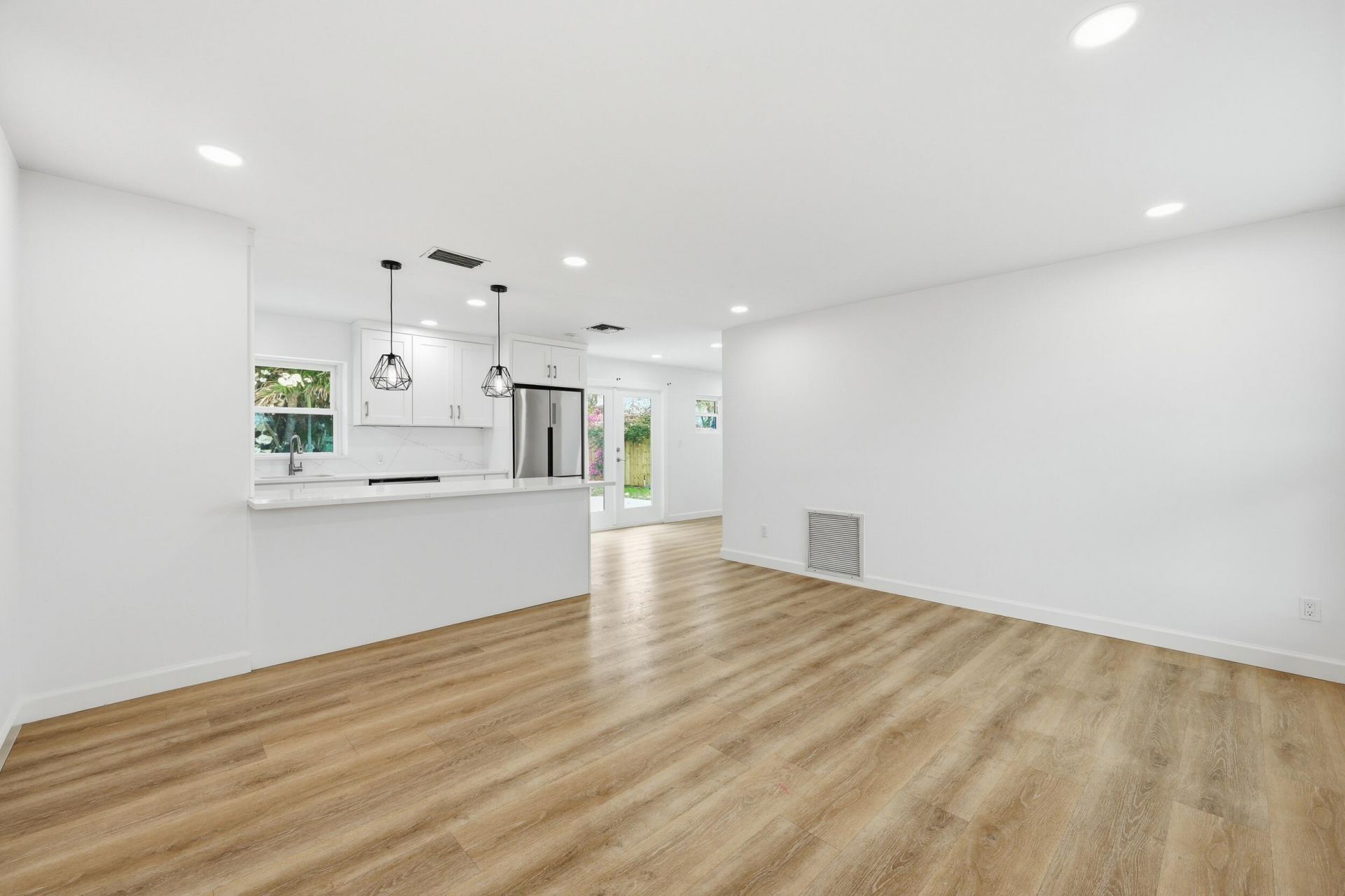 1612 NE South Street, Jensen Beach, FL 34957 Photo