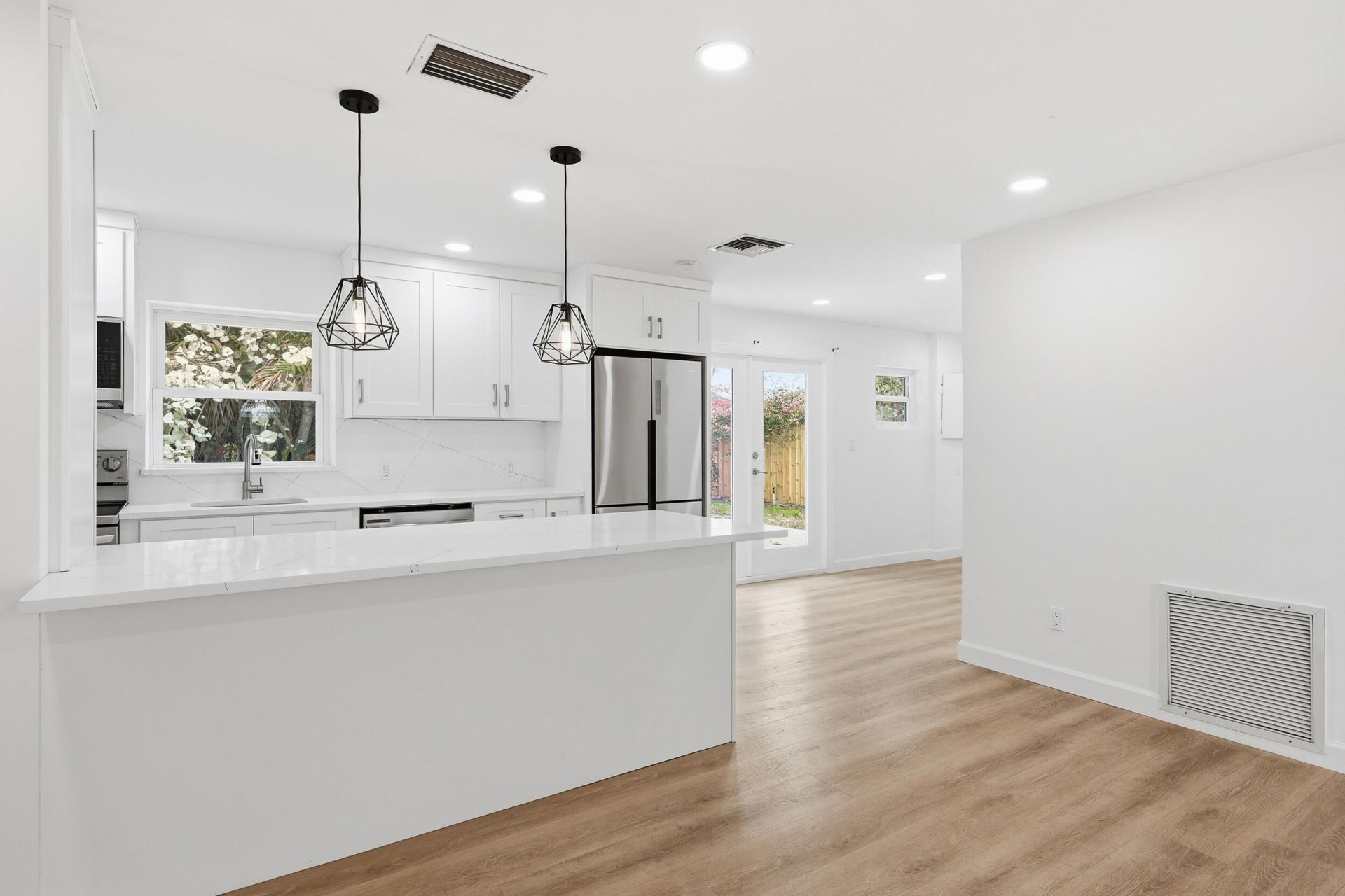 1612 NE South Street, Jensen Beach, FL 34957 Photo