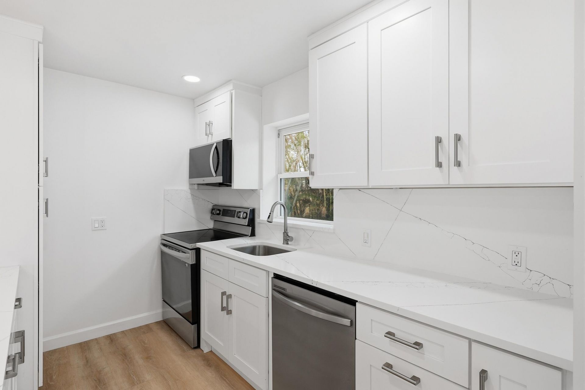 1612 NE South Street, Jensen Beach, FL 34957 Photo