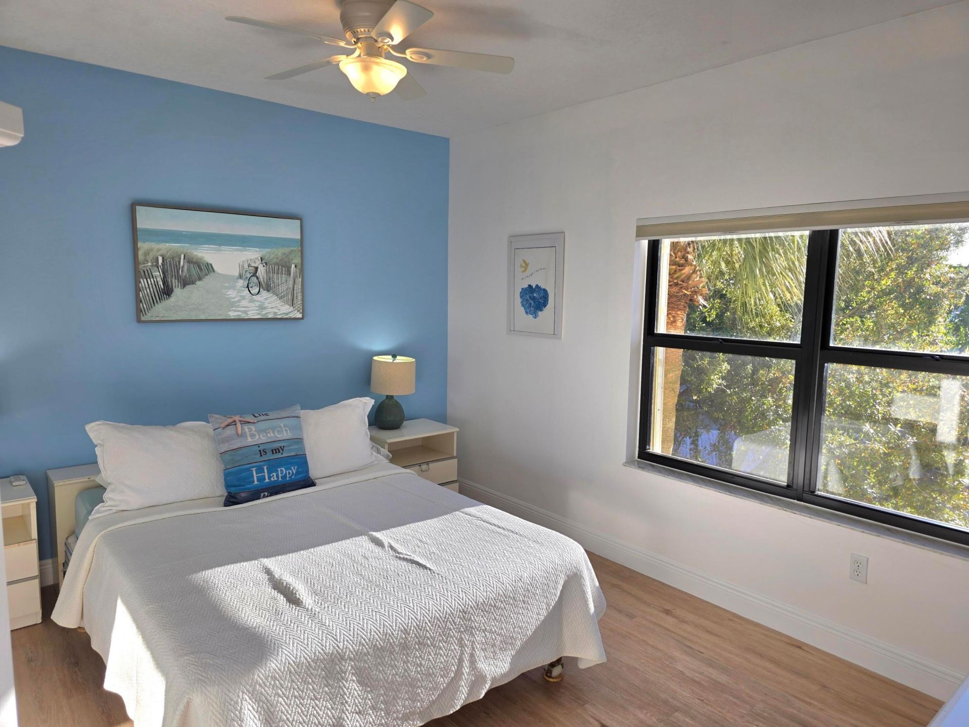 300 Uno Lago Drive, Unit 305, Juno Beach, FL 33408 Photo