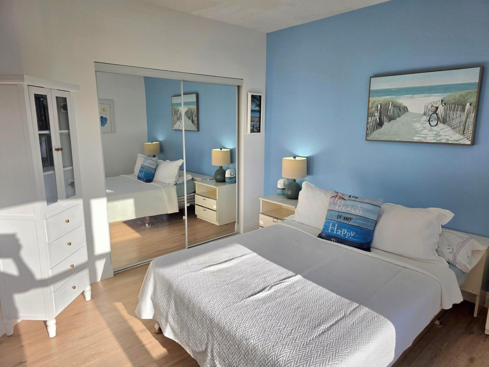 300 Uno Lago Drive, Unit 305, Juno Beach, FL 33408 Photo