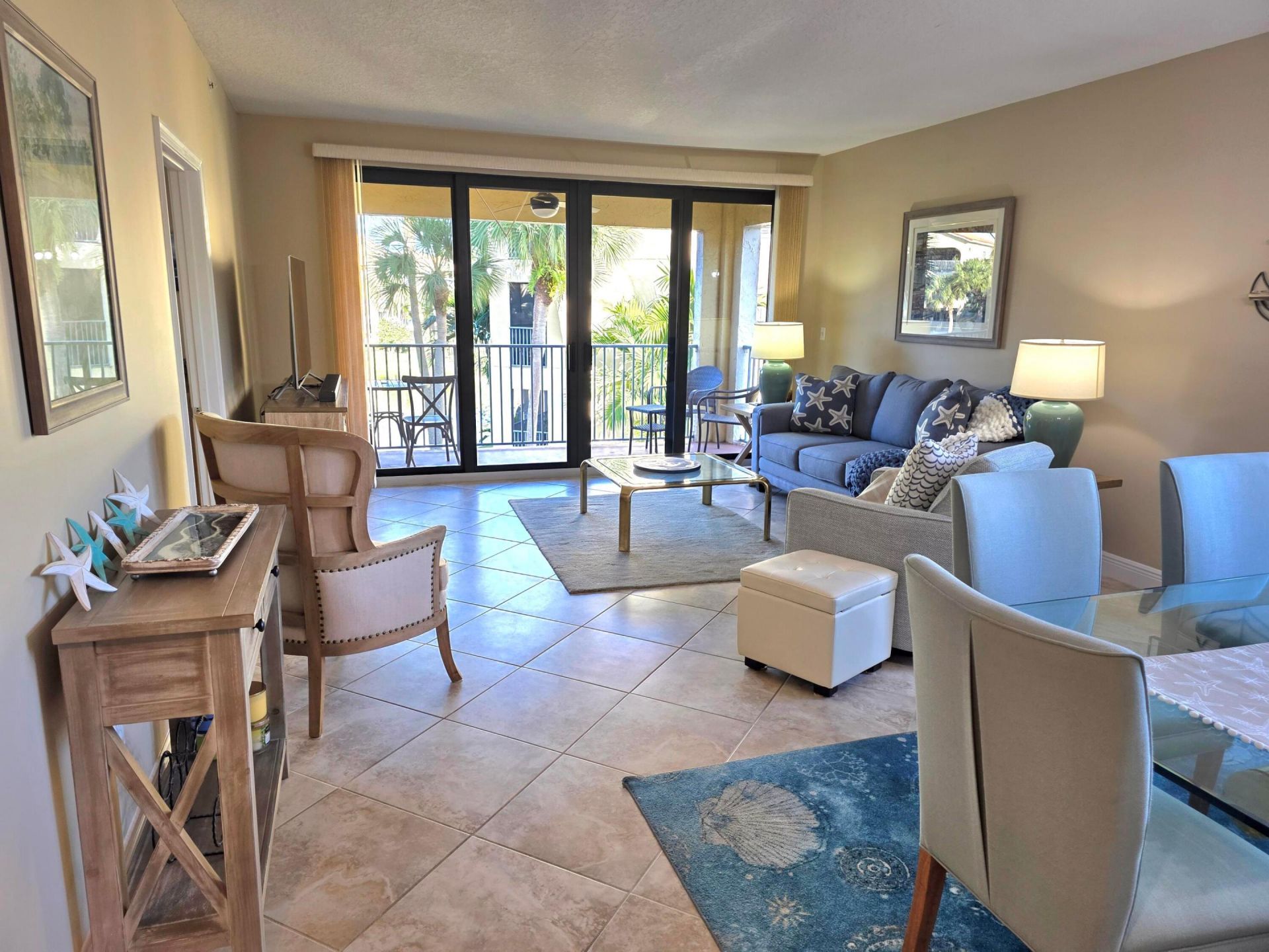 300 Uno Lago Drive, Unit 305, Juno Beach, FL 33408 Photo