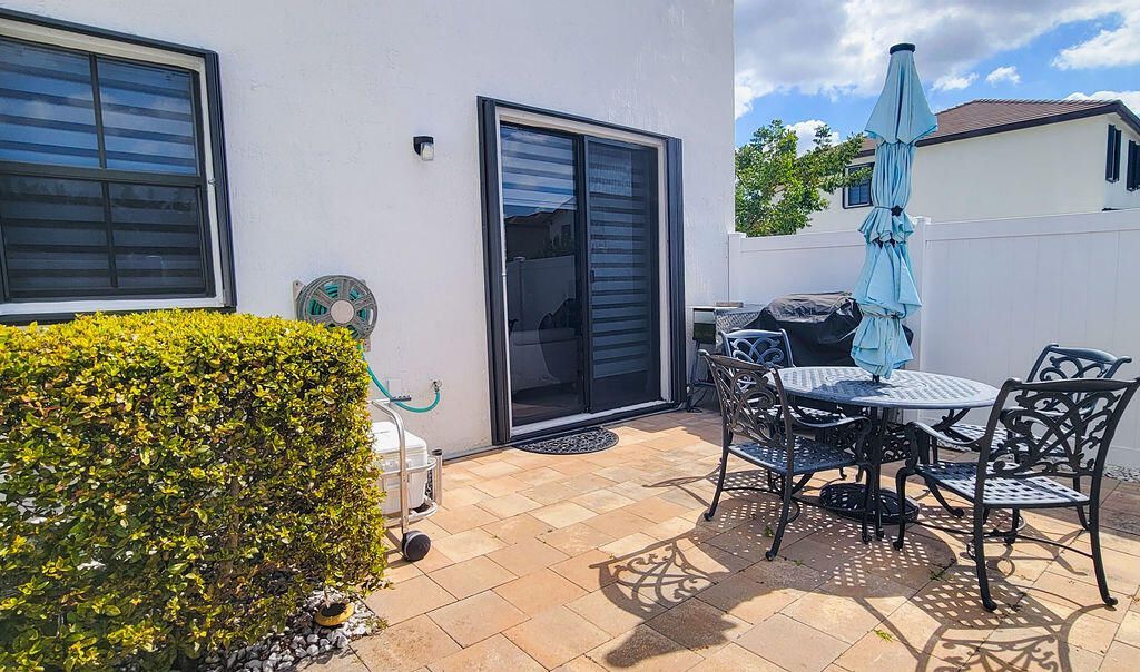 10902 W 33rd Way, Hialeah, FL 33018 Photo