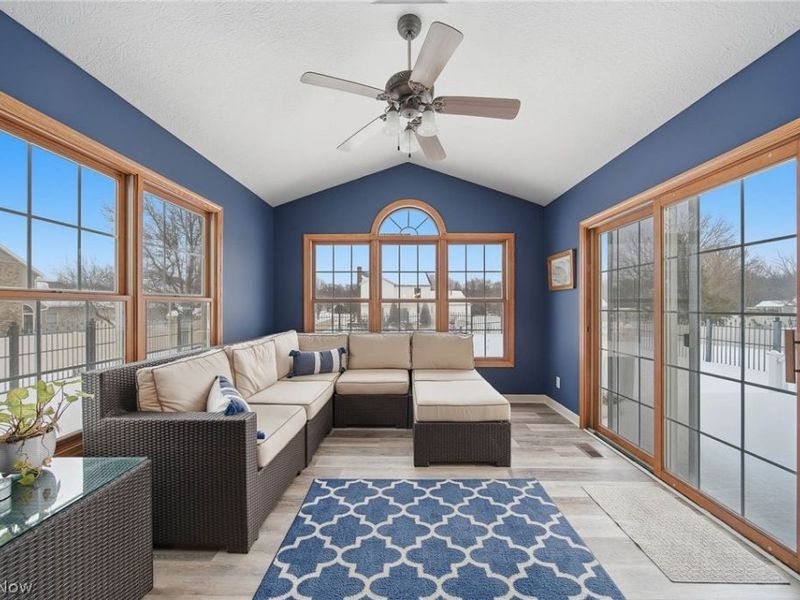 11080 Dunsby Avenue NW, Uniontown, OH 44685 Photo 11