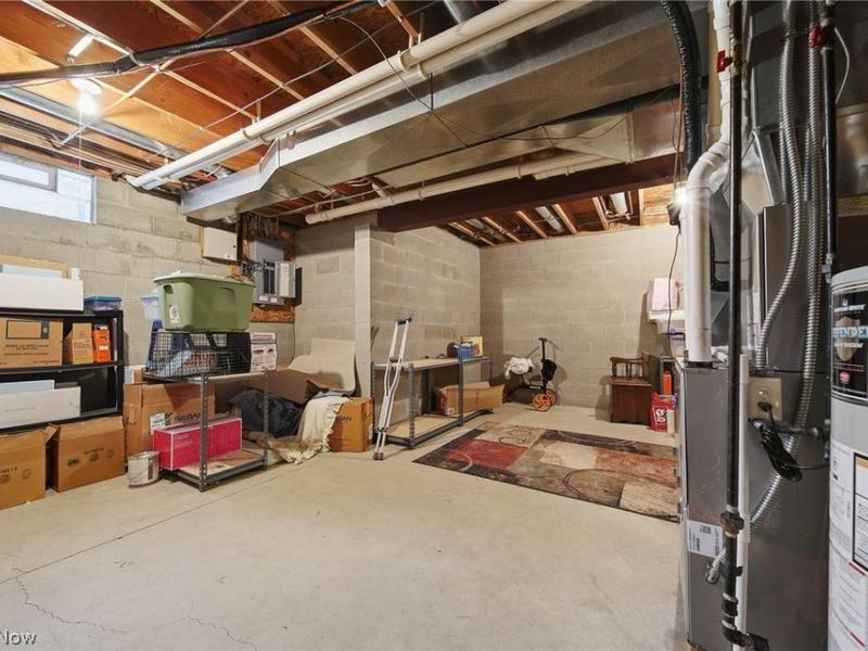 11080 Dunsby Avenue NW, Uniontown, OH 44685 Photo 40