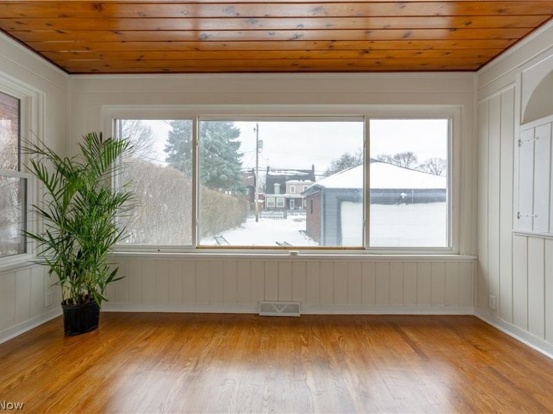 1322 12th Street NW, Canton, OH 44703 Photo 3