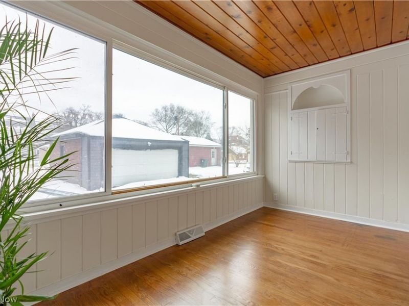 1322 12th Street NW, Canton, OH 44703 Photo 4