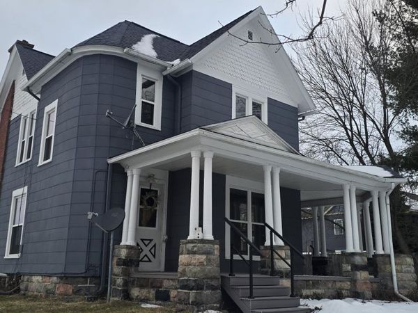 218 S Oliver Street, Charlotte, MI 48813