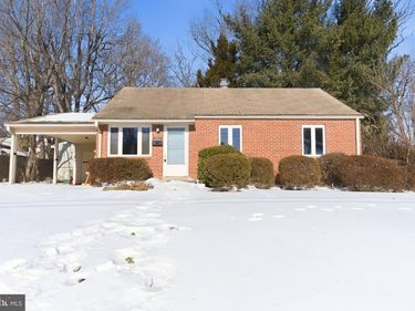 1813 OLMSTEAD DRIVE, FALLS CHURCH, VA 22043