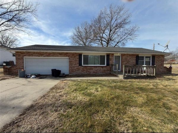 700 Kay Drive, Lathrop, MO 64465