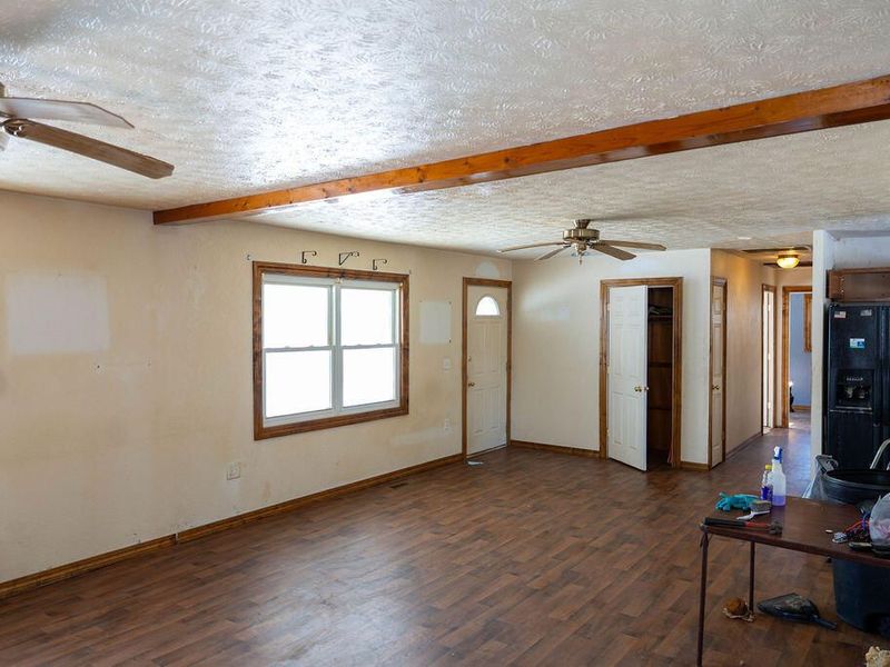 1122 Chalet Avenue, New Carlisle, OH 45344 Photo 5