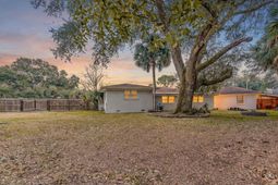 1005 Point Of Light Lane photo 4